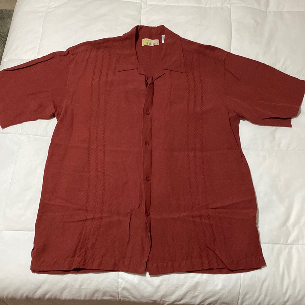 Men’s short sleeve button up dress shirt